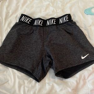 Gray Nike shorts girls youth xl